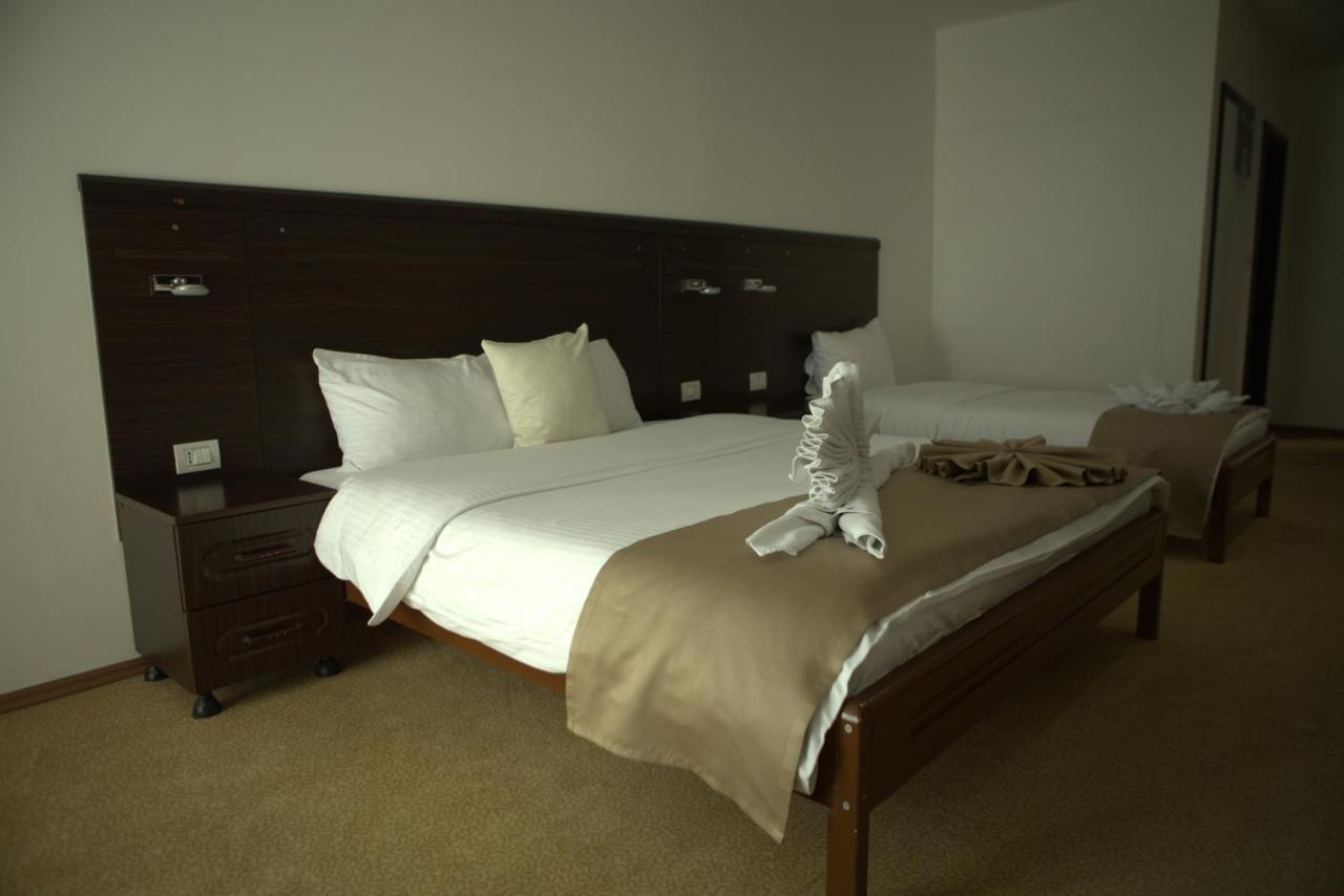 Arabella Hotel Kicevo Exterior photo