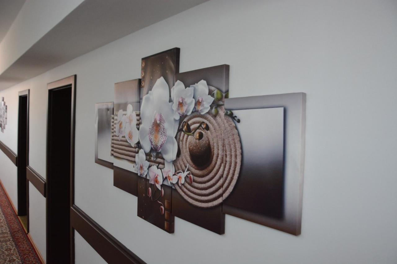 Arabella Hotel Kicevo Exterior photo